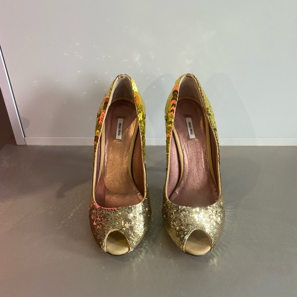 Miu Miu Gold Ombré Sequin Peep-Toe Sandals - Picture 2 of 5